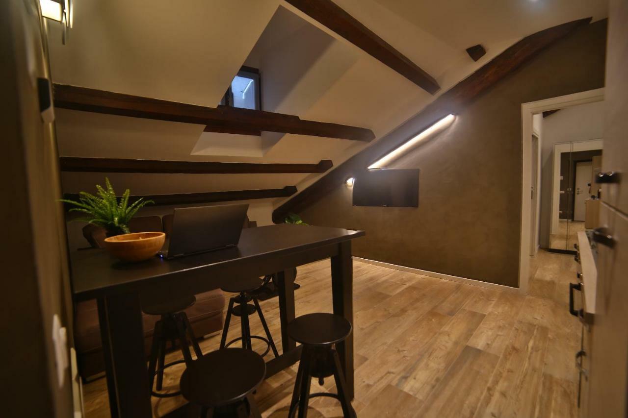 Moscova Attic Near Duomo Apartman Milánó Kültér fotó